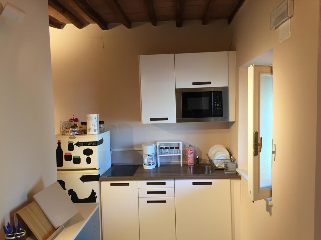 Hotel Smile Tower House Pisa Esterno foto